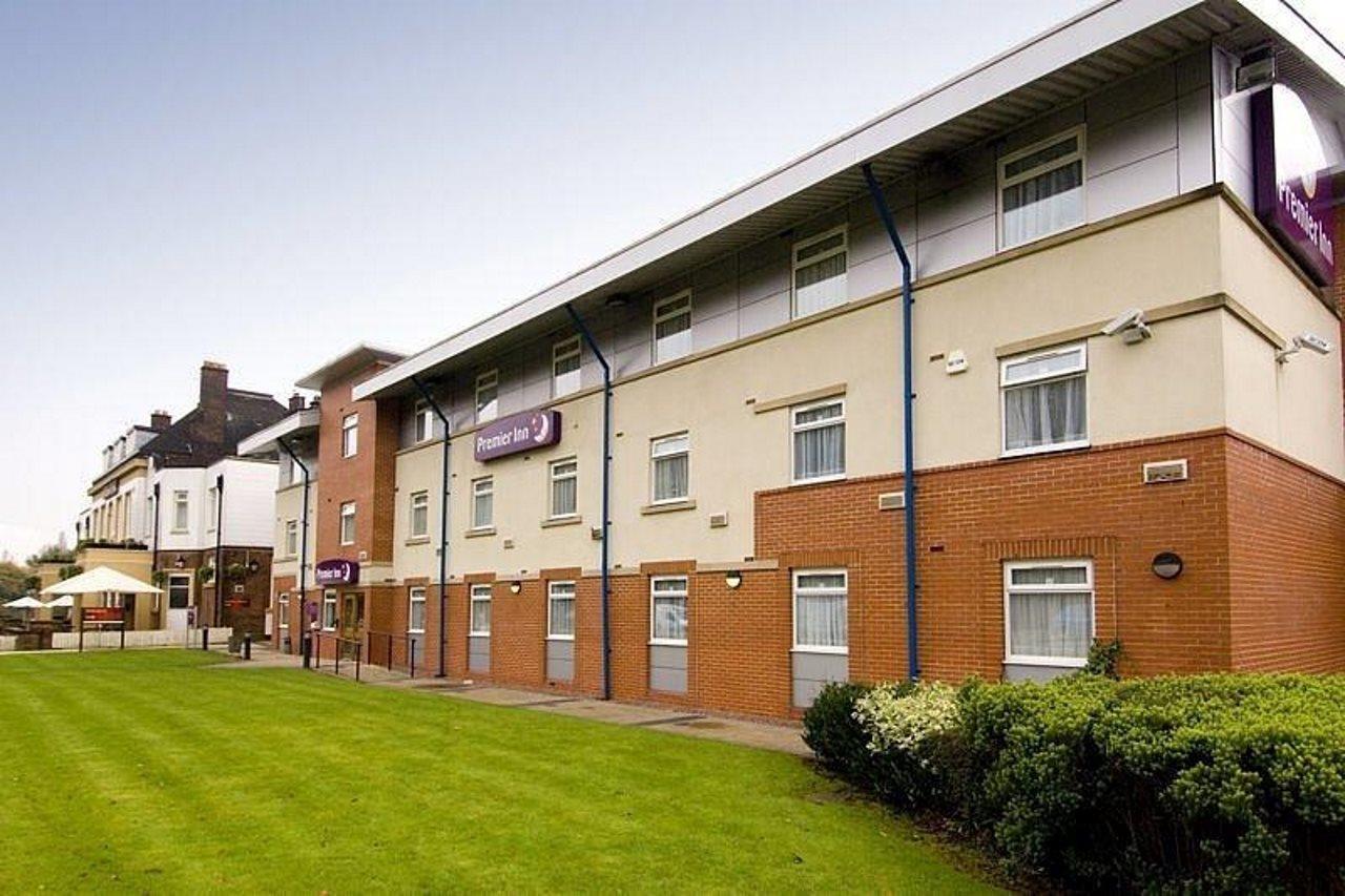 Premier Inn Manchester - Heaton Park 외부 사진