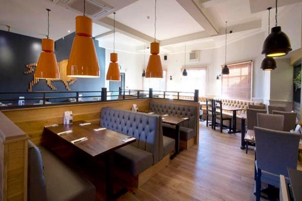 Premier Inn Manchester - Heaton Park 외부 사진